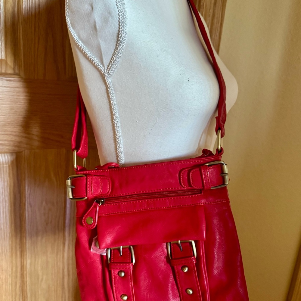 Chic Red Crossbody Bag with Sleek Design